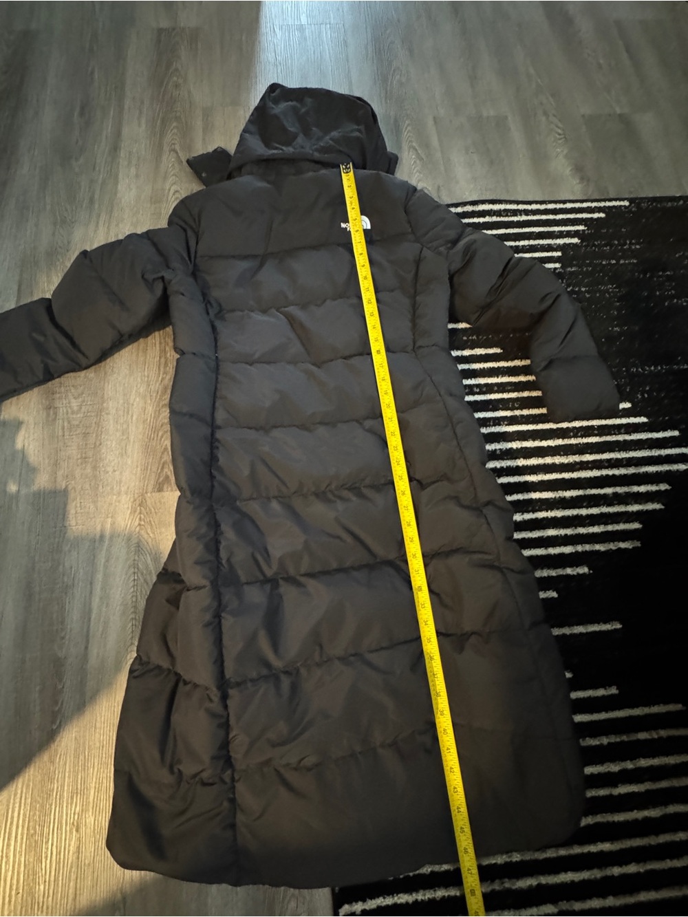 The North Face Women's Long Black Down Puffer Coat with Hood - Picture 8 of 12